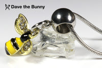 Honey Bee Necklace for Women and Men - Stainless Steel Chain Queen Bee Necklace for Women and Men or Bumble Bee Necklaces for Women and Men and Honey Bee Gifts for Women or Bumble Bee Gifts for Women
